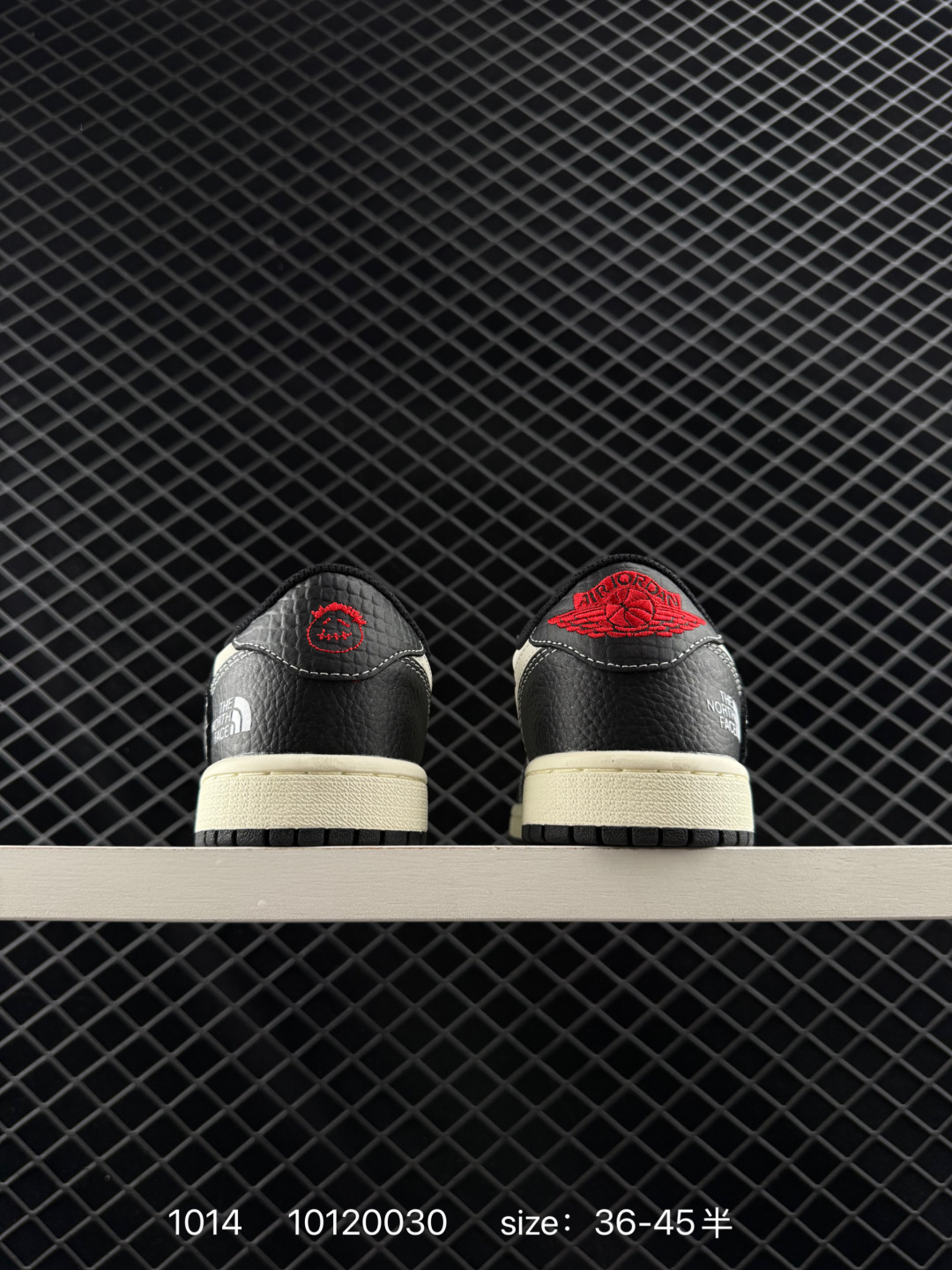 Travis Scott x Air Jordan 1 ” Reverse Mocha “